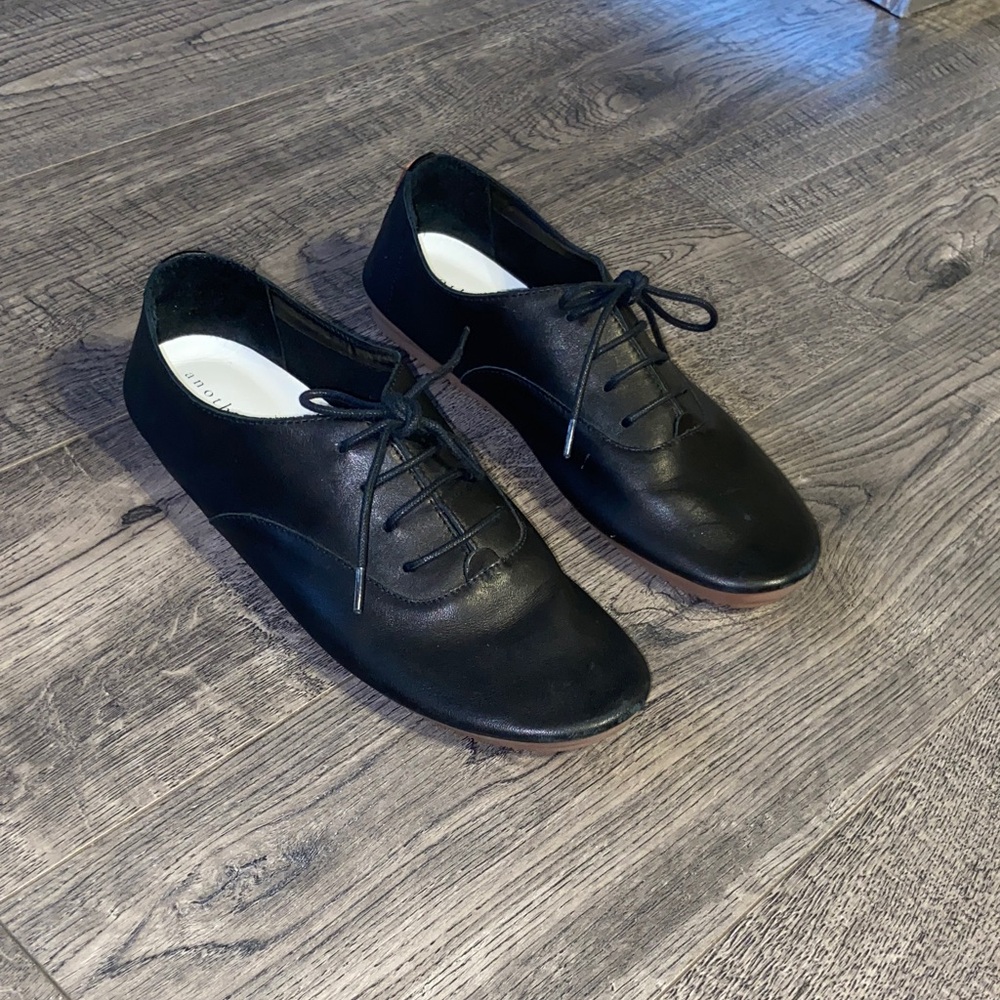 Black Leather Lace-Up Flats Loafers